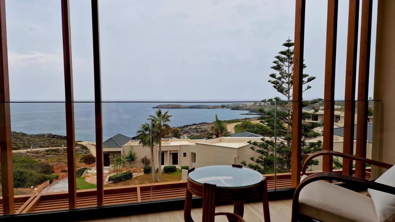 Isla Brown Chania Resort, Curio Collection By Hilton 5* Stavrós