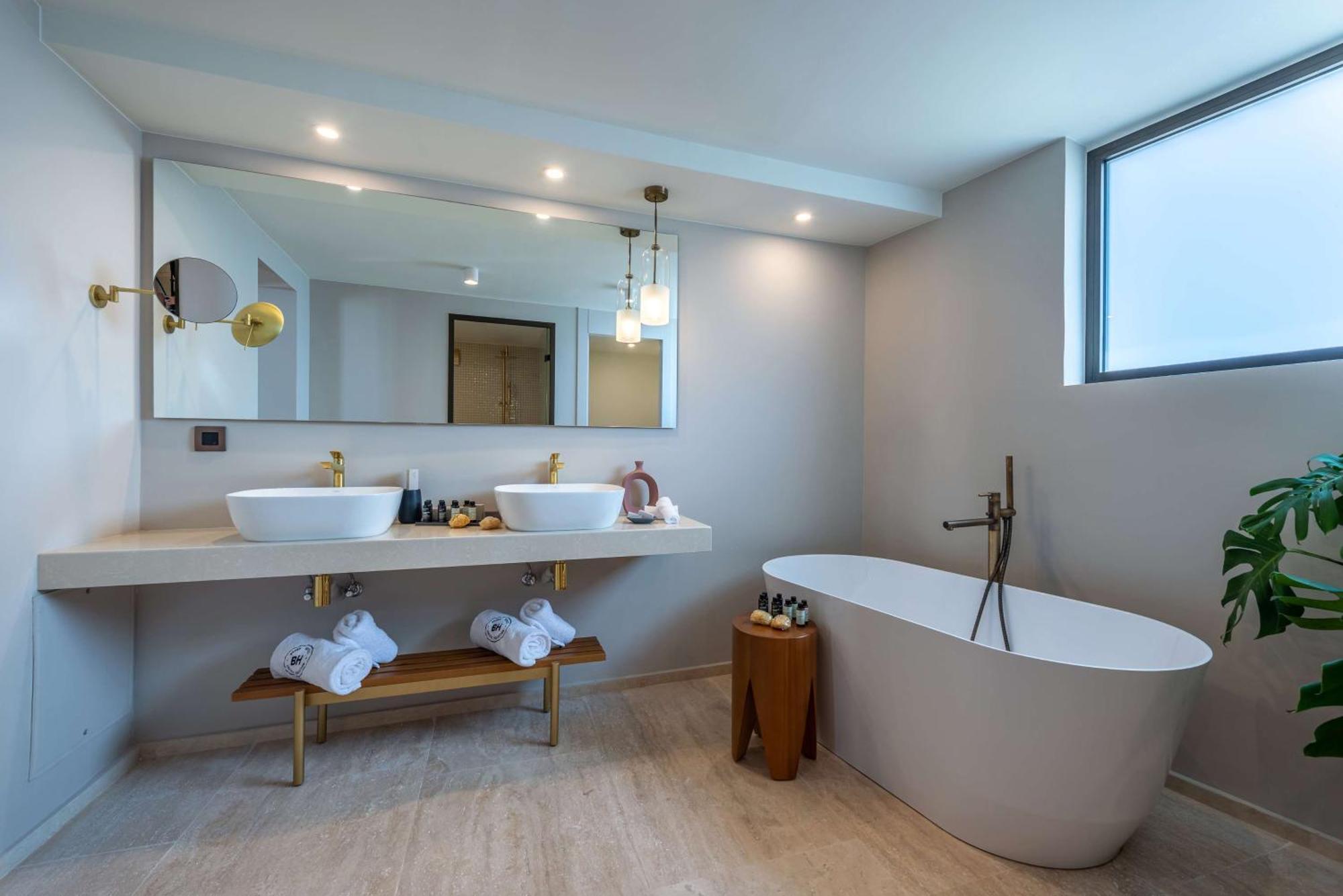 Resort Isla Brown Chania Resort, Curio Collection By Hilton Stavros (Crete)